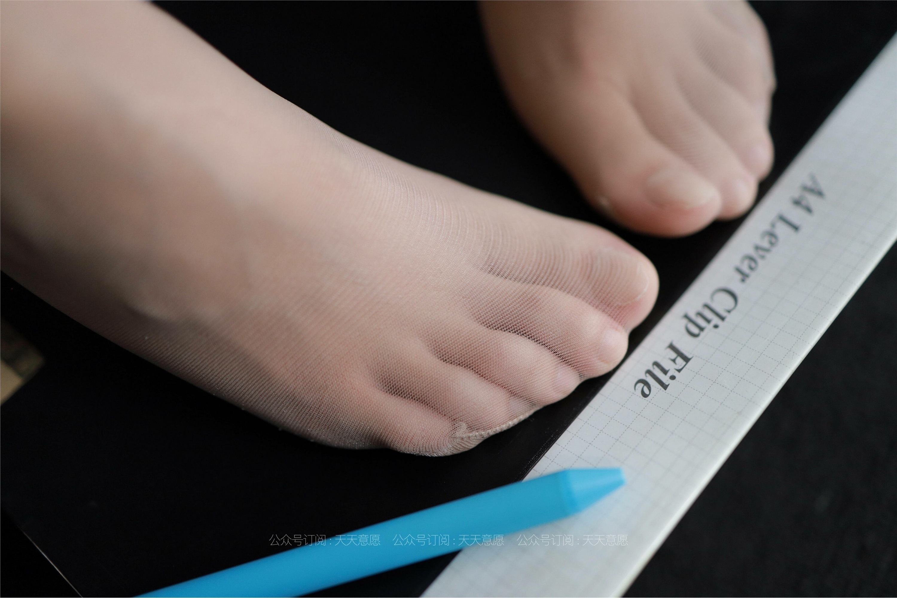 IESS异思趣向  2021.08.11 丝享家886：婉苹《最美女职员》